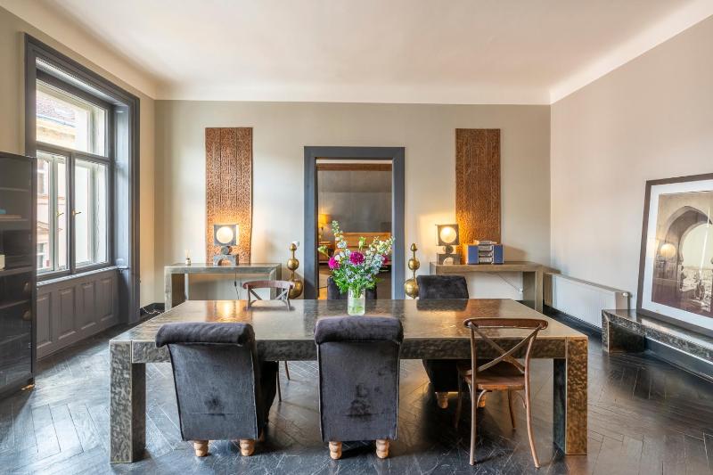 Superior Apartment image 2