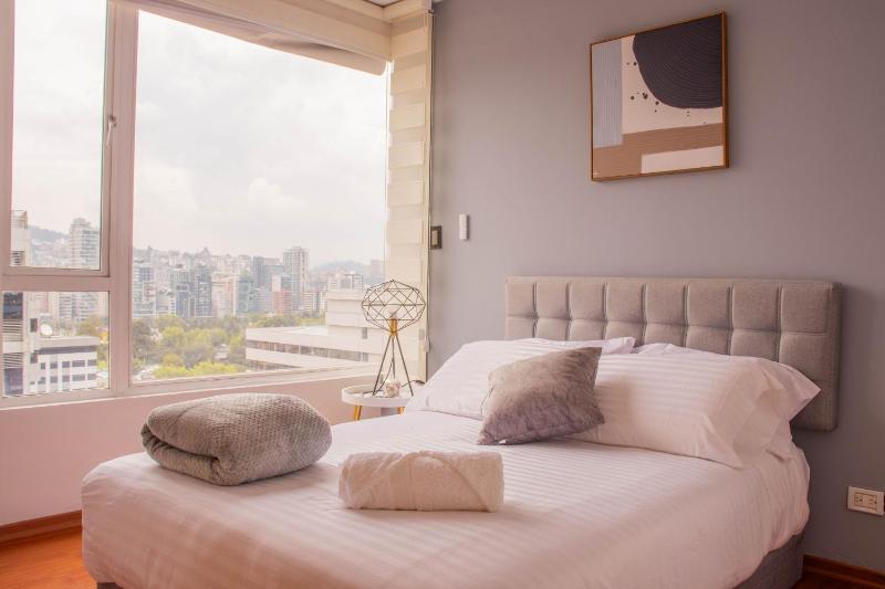 Coliving Ecuador Korea Residences Carolina Area best view CCI Quito - image 1