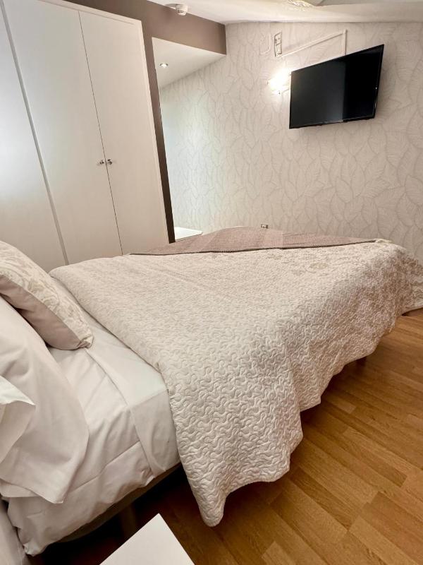 Budget Double Room image 1