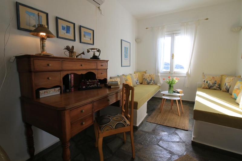 Suite with Sea View image 2