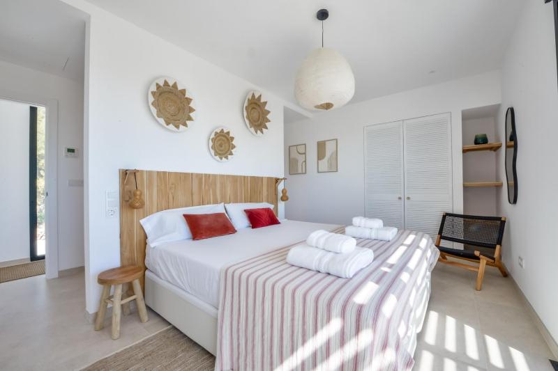 VILLA LUJO - By Almarina Villas - image 45