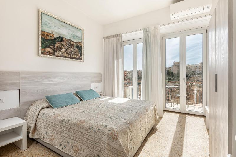 Hotel Minerva - image 6
