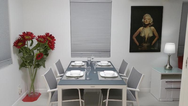 Downtown Hollywood Boutique Hotel - image 18