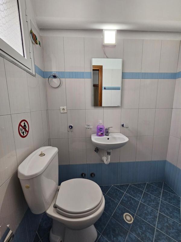 Guest House Bledar - image 2