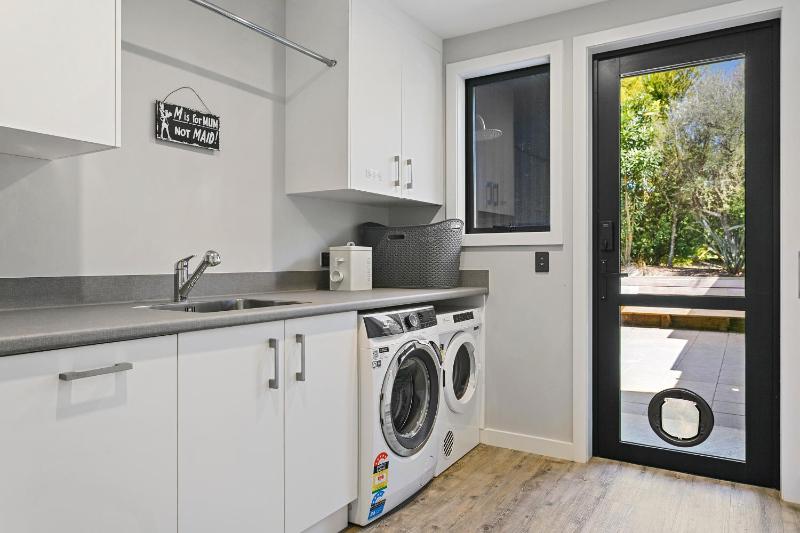Lake Taupō Hideaway Apartment - image 8