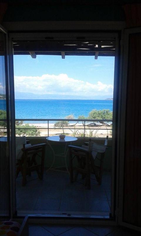Studio with Sea View - Upper Floor image 3