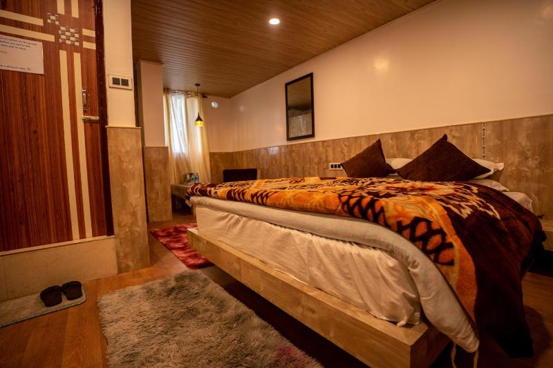 Darjeeling Guest House Deluxe - image 15