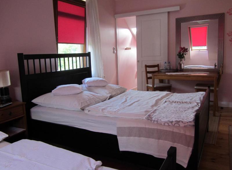 Triple Room image 2