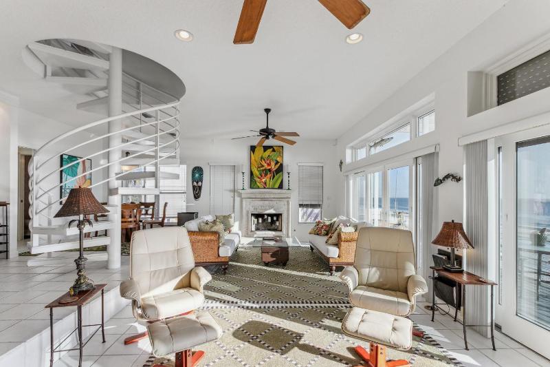 Breathtaking Beach Front House home - image 8