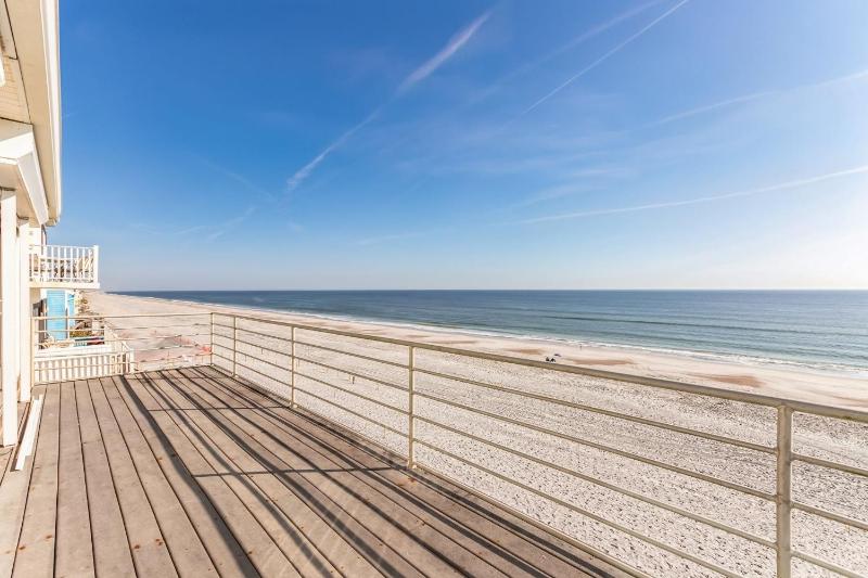 Breathtaking Beach Front House home - image 21