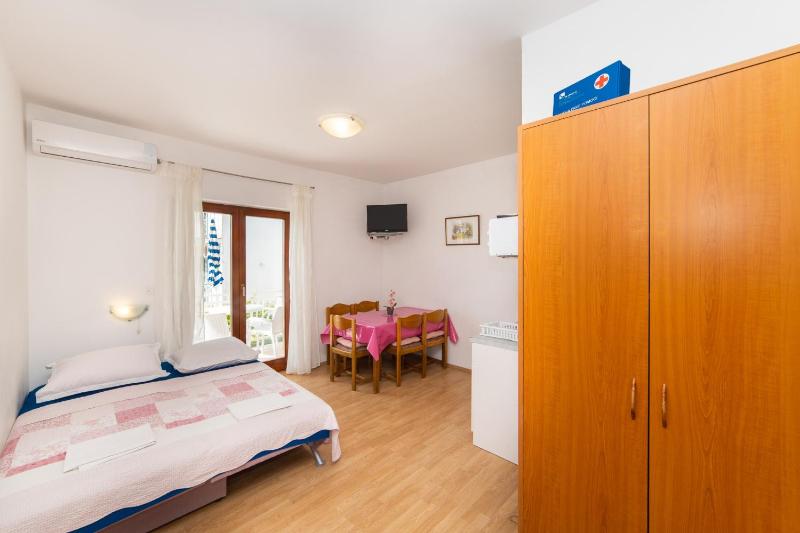 Suite with Terrace image 4