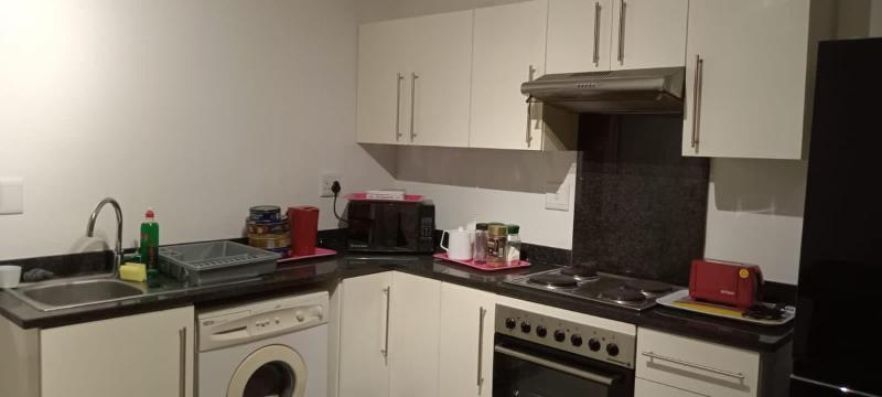 One bedroom self-catering apartment at CITY JUNCTION - image 16