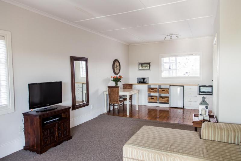 Nahoon Beach Villas Self Catering Apartments - image 14