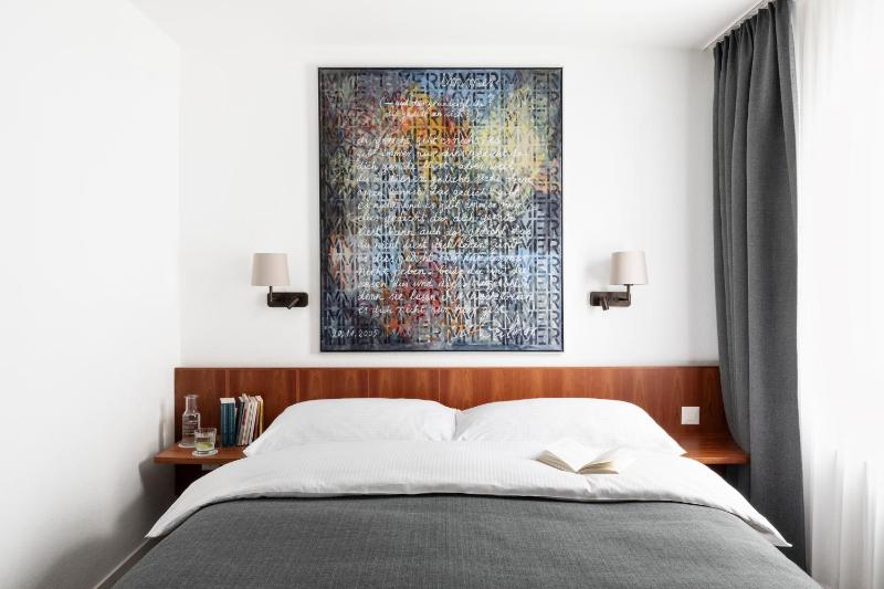 Classic Cosy image 1