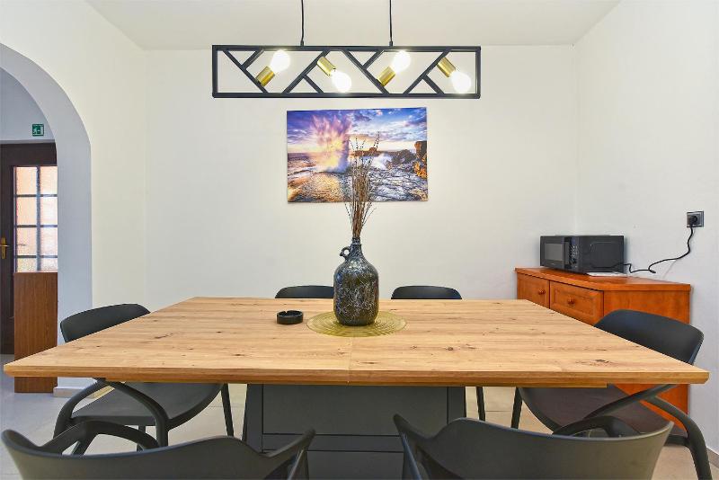 Apartment image 3