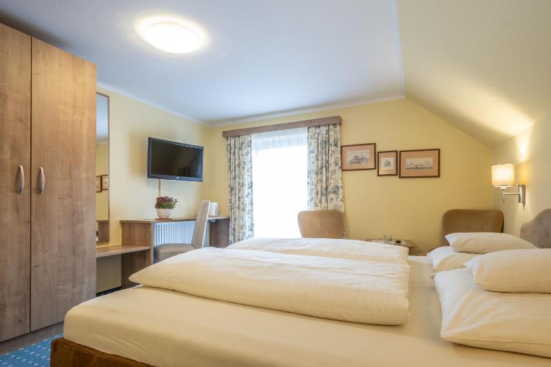 Double or Twin Room - Annex image 2