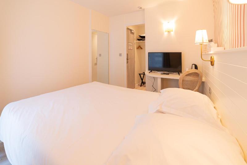Budget Single Room image 3