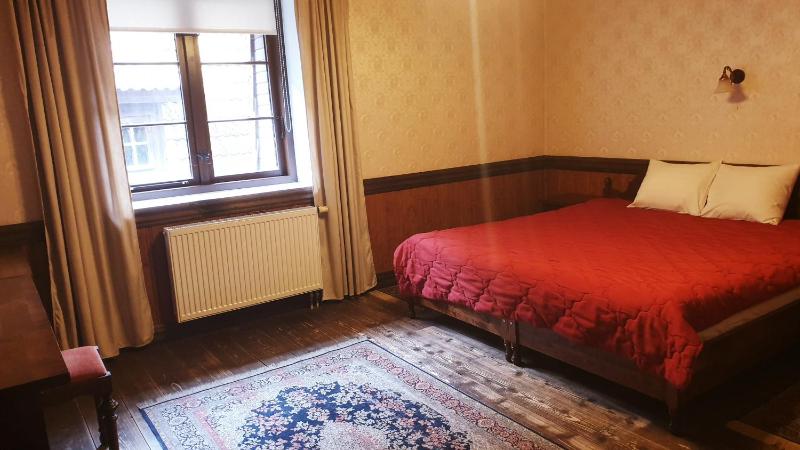 Double Room image 4