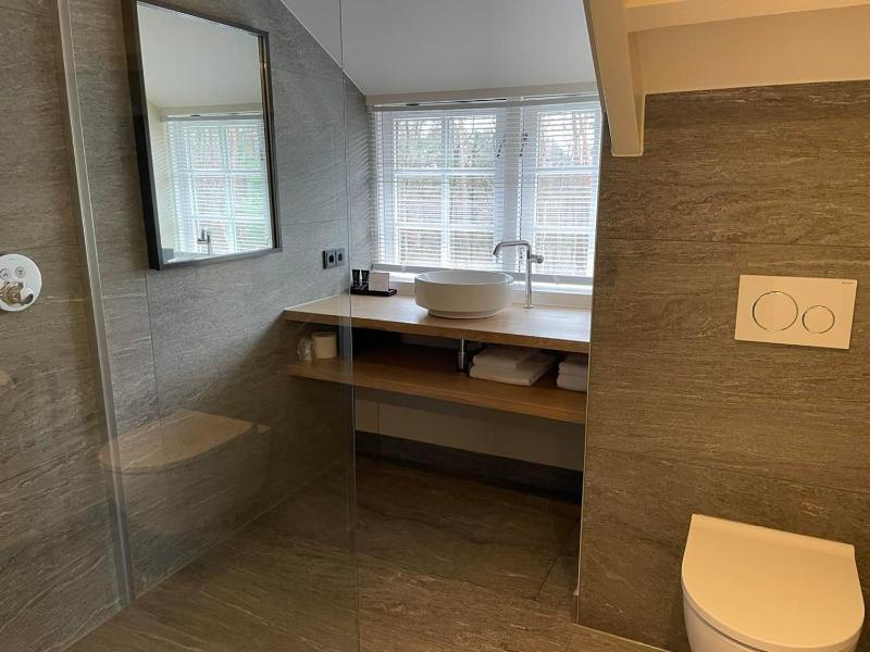 Suite image 3