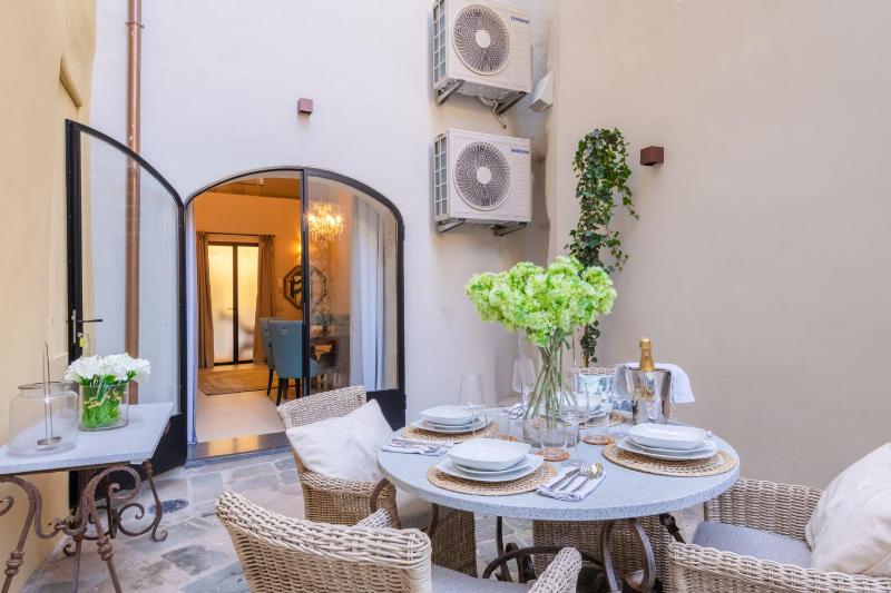 Cedrone Wonderful Smart Ground Floor Apartment - image 15