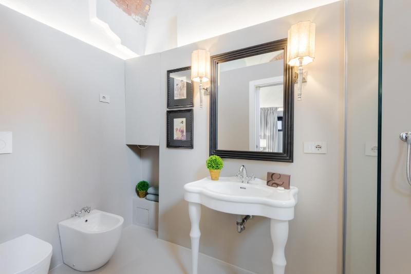 Cedrone Wonderful Smart Ground Floor Apartment - image 25