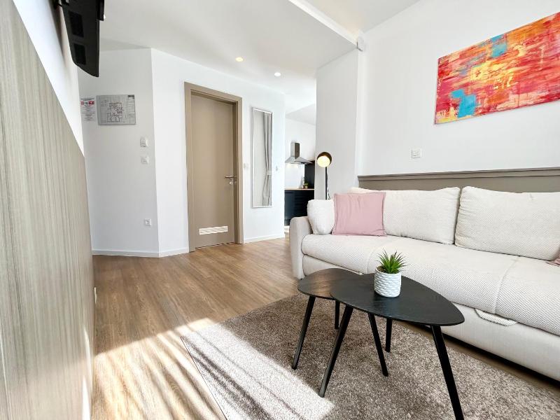 Apartment - Ground Floor image 3