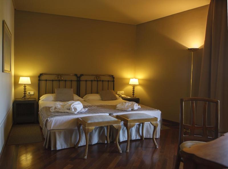 Junior Suite image 2