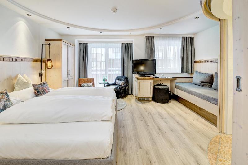 Double Room image 2