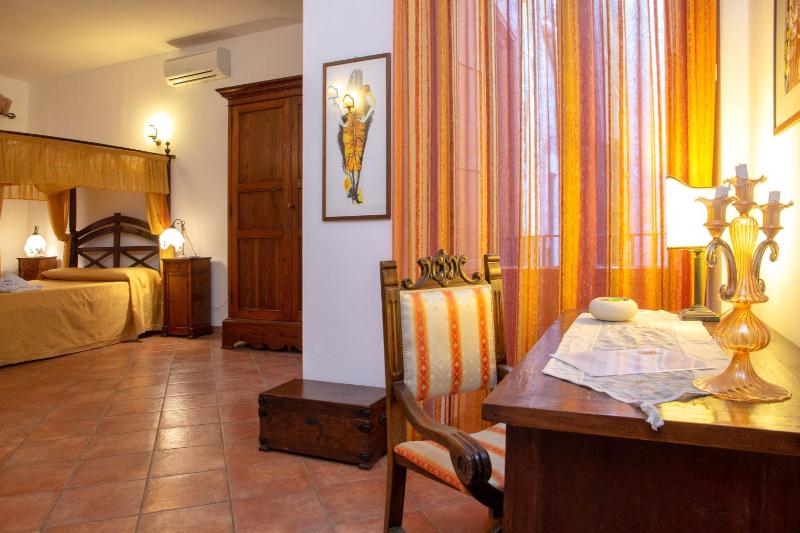 Donnaciccina Accomodation - image 46