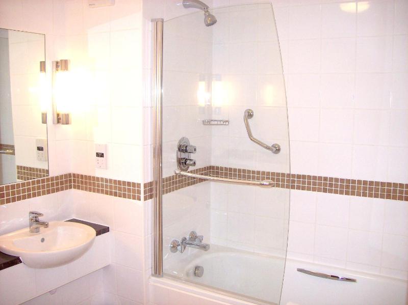 Standard Double or Twin Room - Seasonal Break image 1