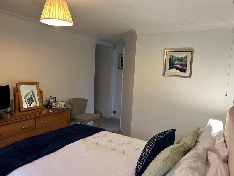 Double Room image 2