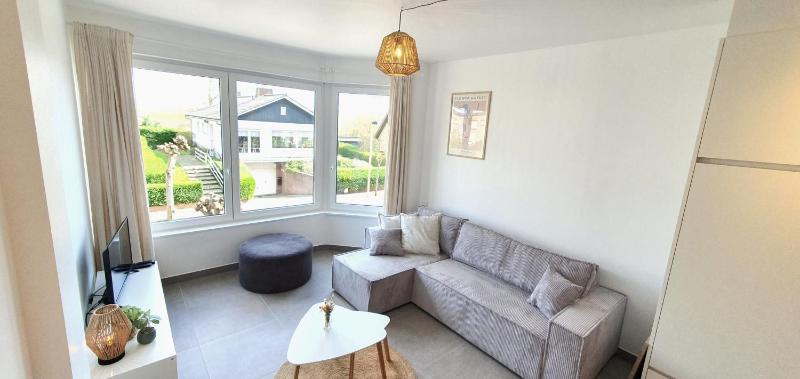 Peaceful & Central located apartment close to the nature reserve / Panne A Cote Images