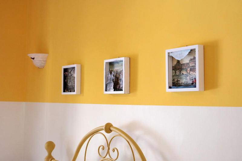 Family Room image 4