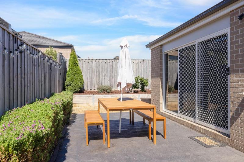 Shoalhaven Escape Cowes - image 10
