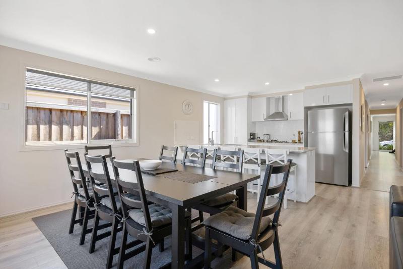 Shoalhaven Escape Cowes - image 16
