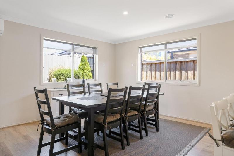 Shoalhaven Escape Cowes - image 8