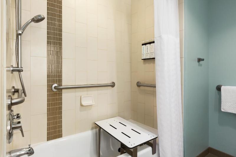 King Room with Sofa Bed and Accessible Tub - Disability Access image 2