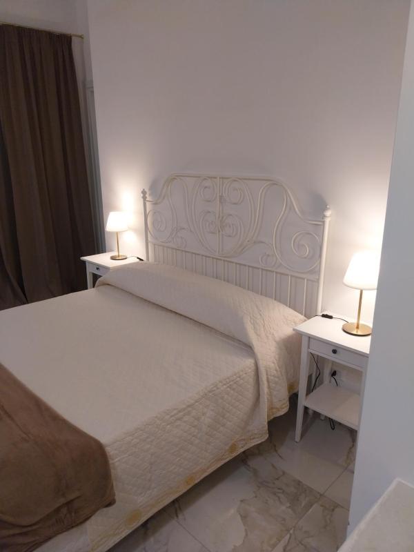 Quartieri Spagnoli Rooms - image 4