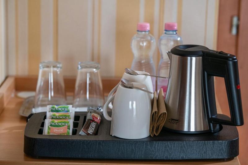 Superior Double Room with Balcony image 3