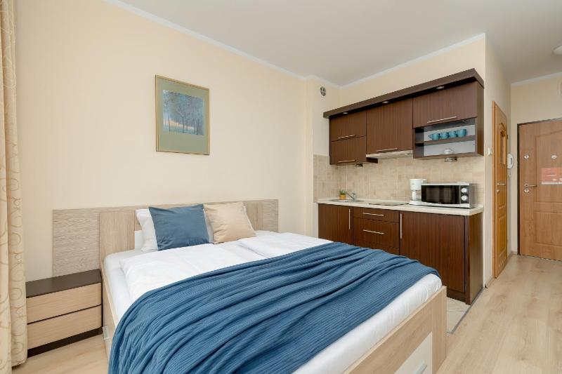 Apartamenty Trzy Korony blisko Plaży by Noclegi Renters - image 7