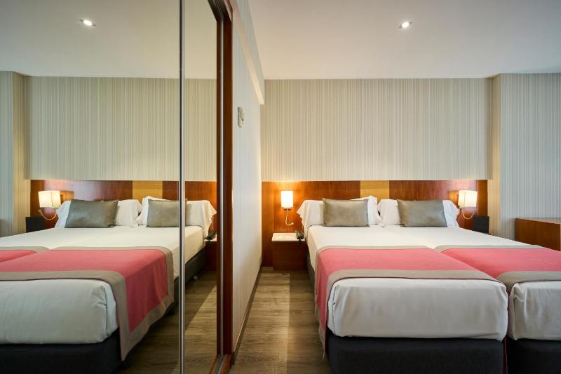 Triple Room (3 Adults) image 3