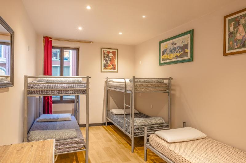 Single Bed in 5-Bed Female Dormitory Room  image 3