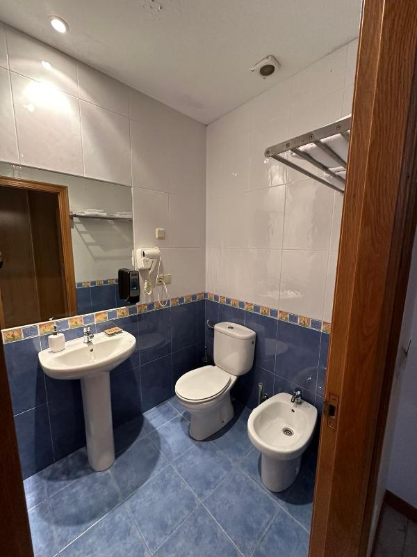 Quadruple Room with Private Bathroom image 2