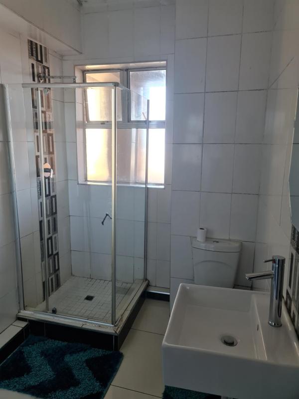 Beachurst Apartment - image 7