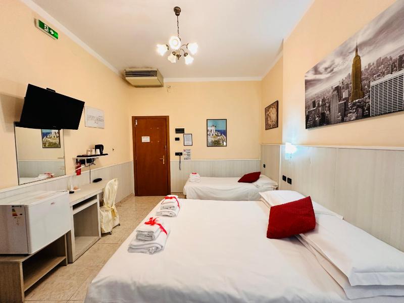 Triple Room image 1