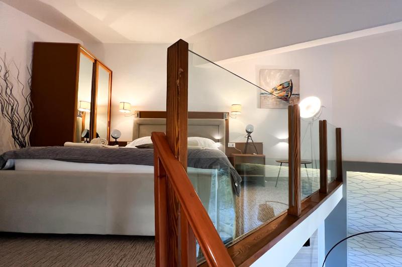 Duplex Studio with Patio and Sea View image 3