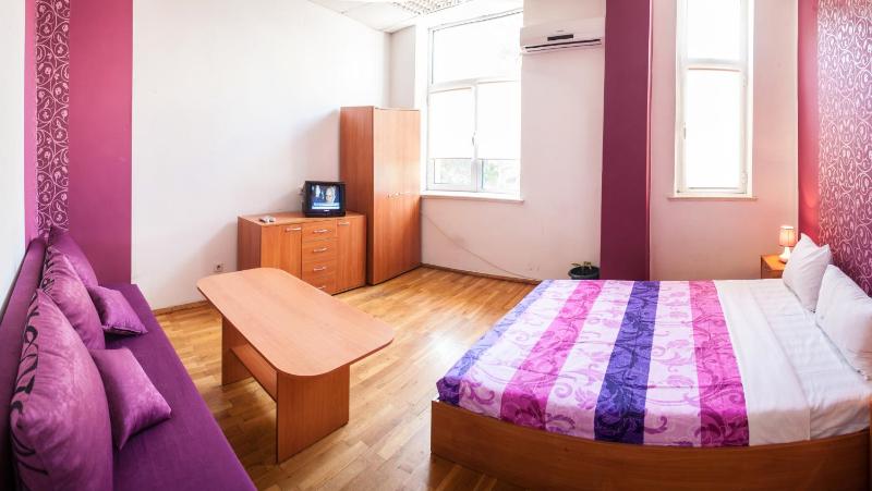 Double Room with Sofa Bed image 3