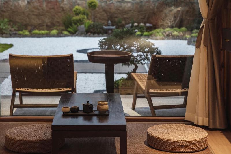 Serene Snowscape Wabi-Sabi Retreat - image 50