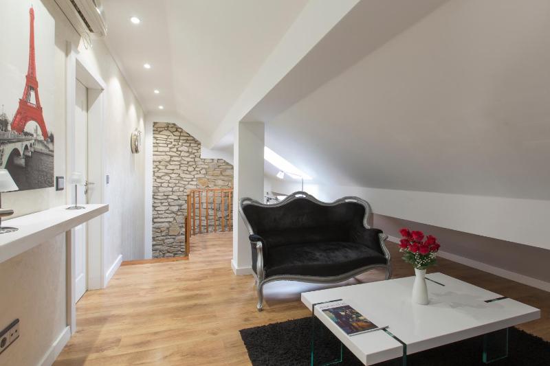 Maisonette image 2