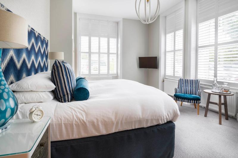 Superior Double Room image 1